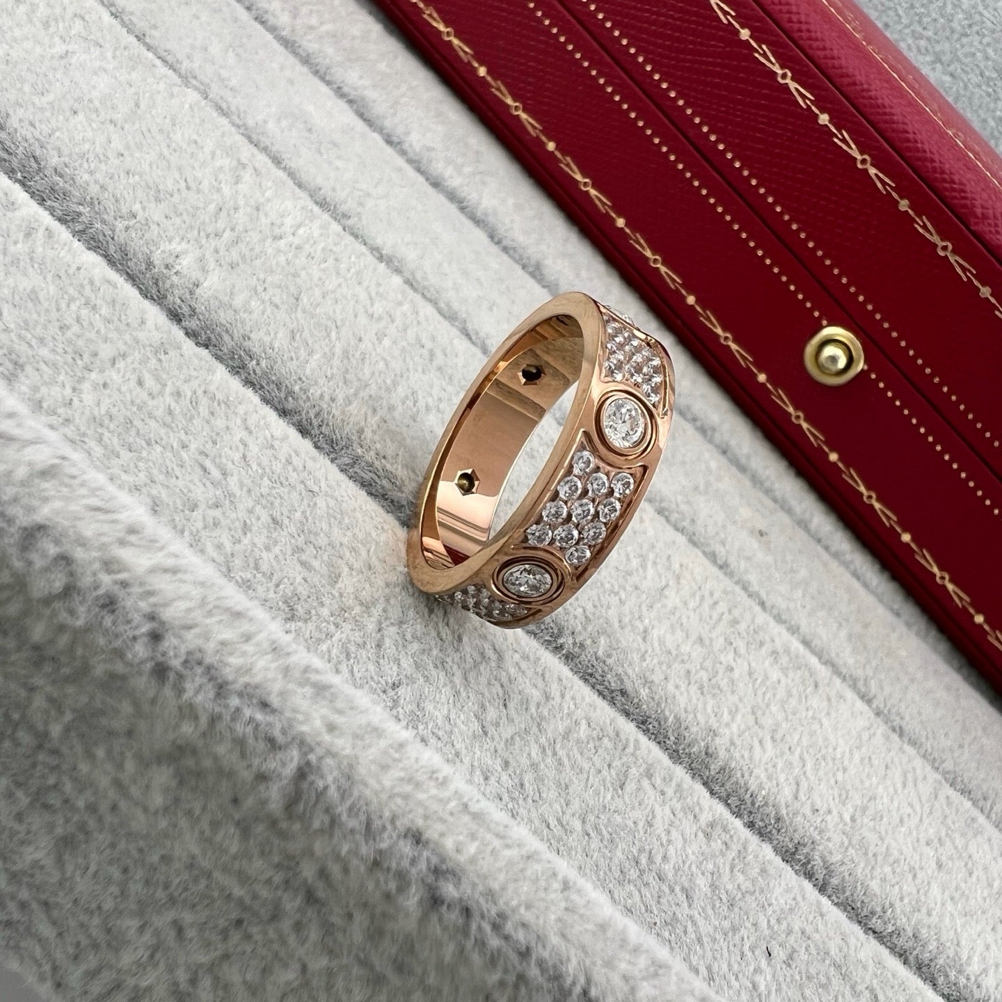 [Lumi Jewelery]LOVE 5.5MM FULL-PAVE 6-DIAMOND RING
