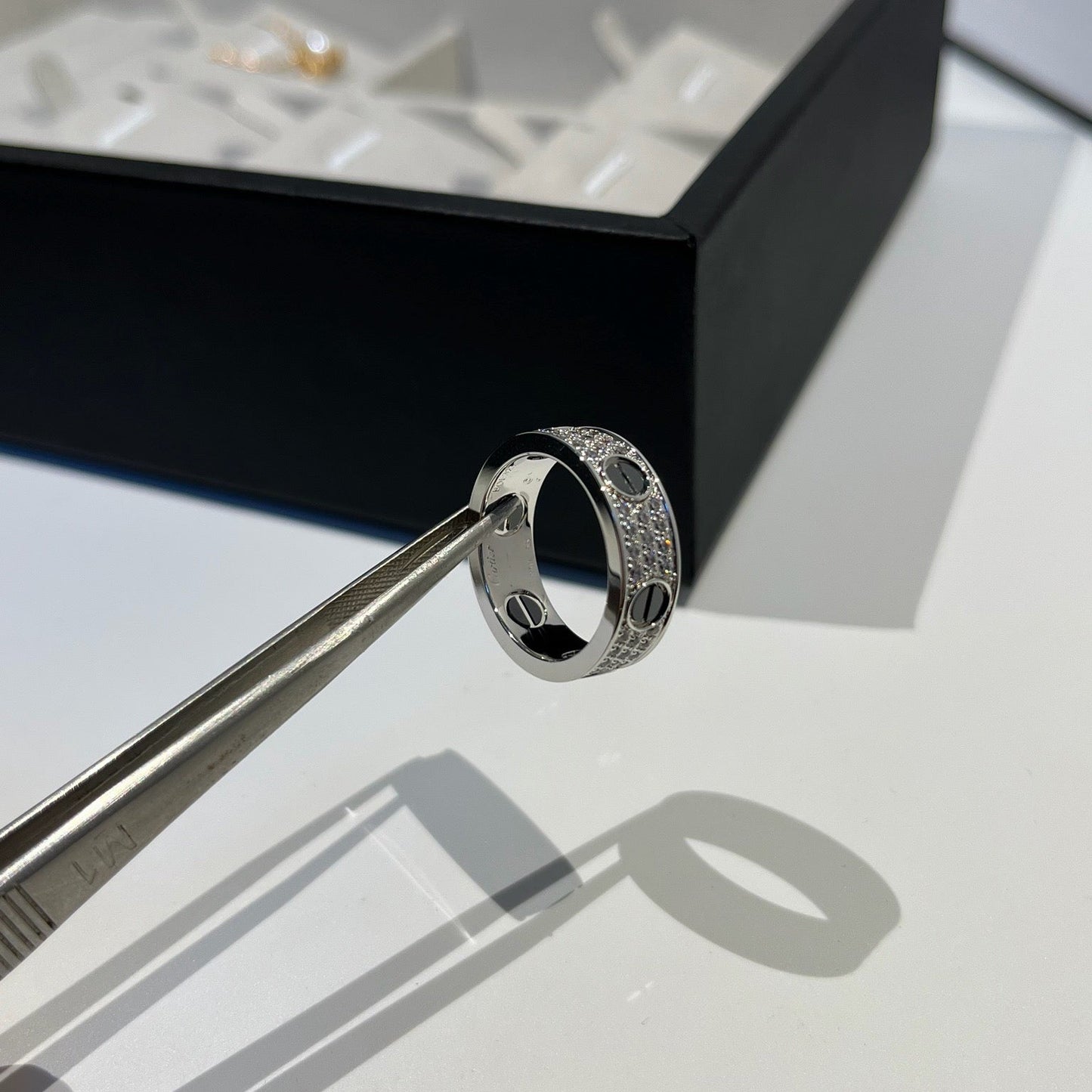 [Lumi Jewelery]LOVE RING 5.5MM DIAMONDS PAVED CERAMIC