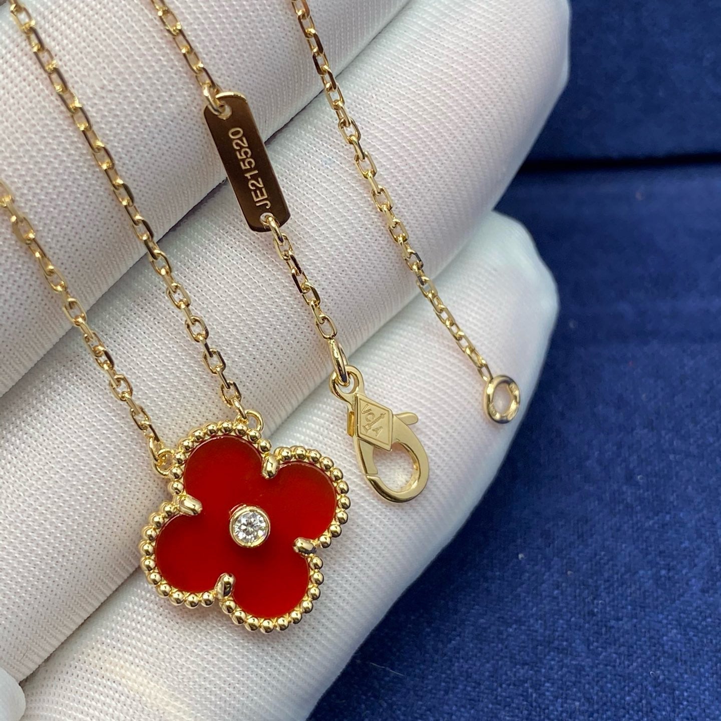 [Lumi Jewels]CLOVER 15MM DIAMOND CARNELIAN NECKLACE