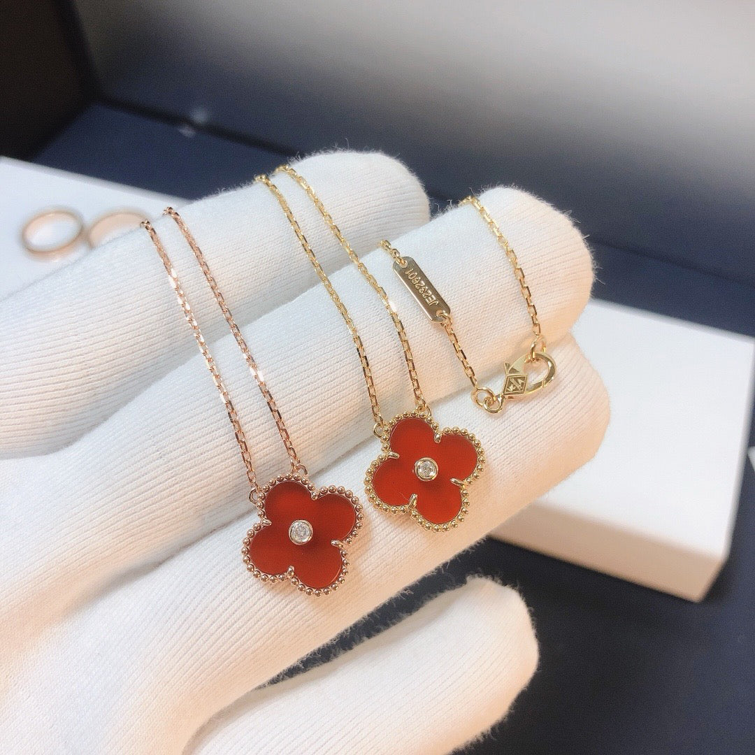 [Lumi Jewels]CLOVER 15MM DIAMOND CARNELIAN NECKLACE