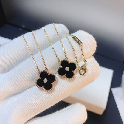[Lumi Jewels]CLOVER 15MM DIAMOND ONYX NECKLACE