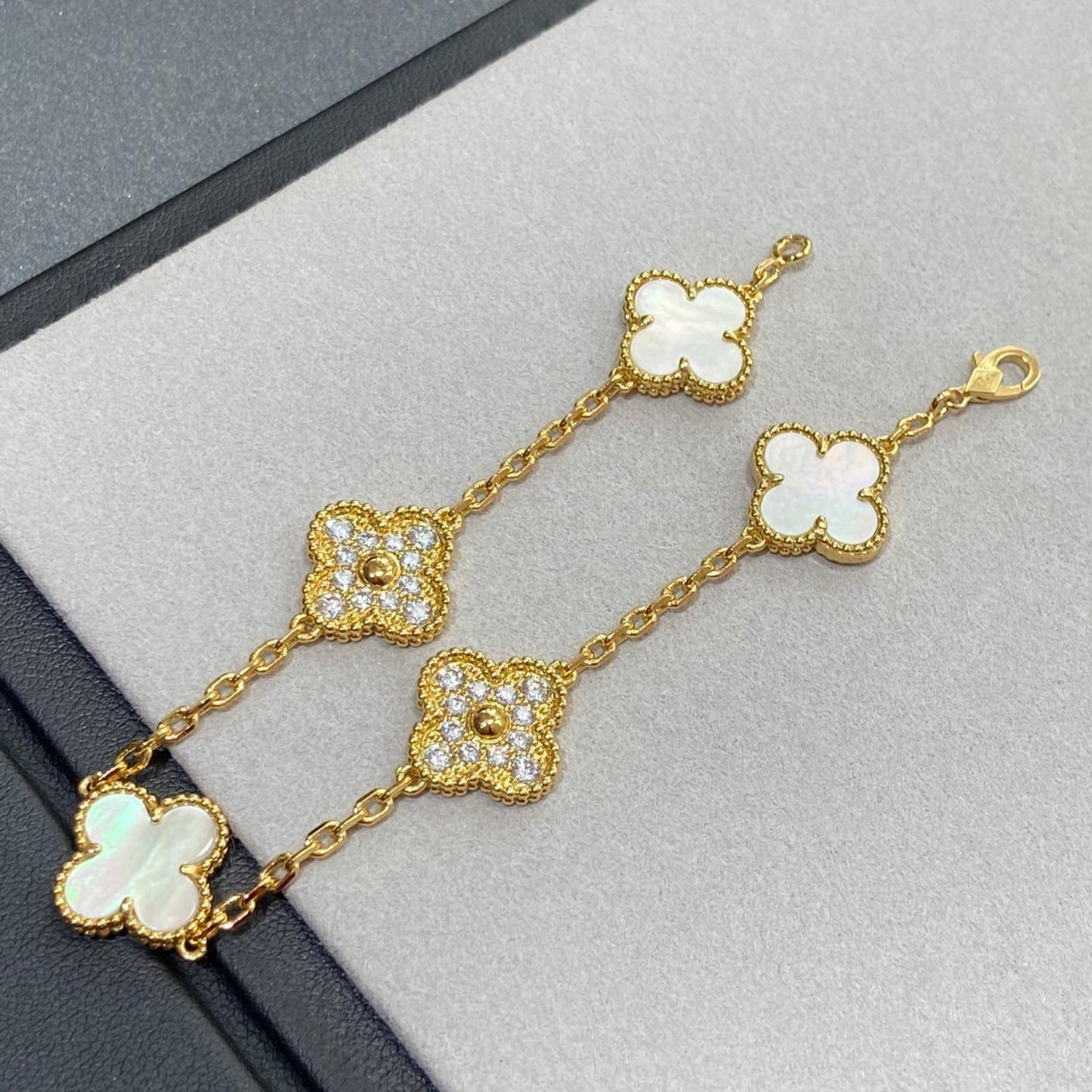 [Lumi Jewels]CLOVER BRACELET 5 MOTIF WHITE MOP DIAMOND