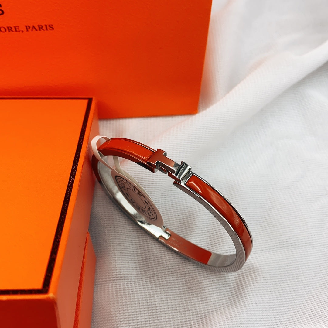 [Lumi Jewels]CLASSIC HM CLIC RED 8MM ENAMEL BRACELET