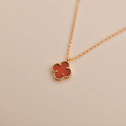 [Lumi Jewels]CLOVER MINI 9.5MM WHITE CARNELIANS NECKLACE