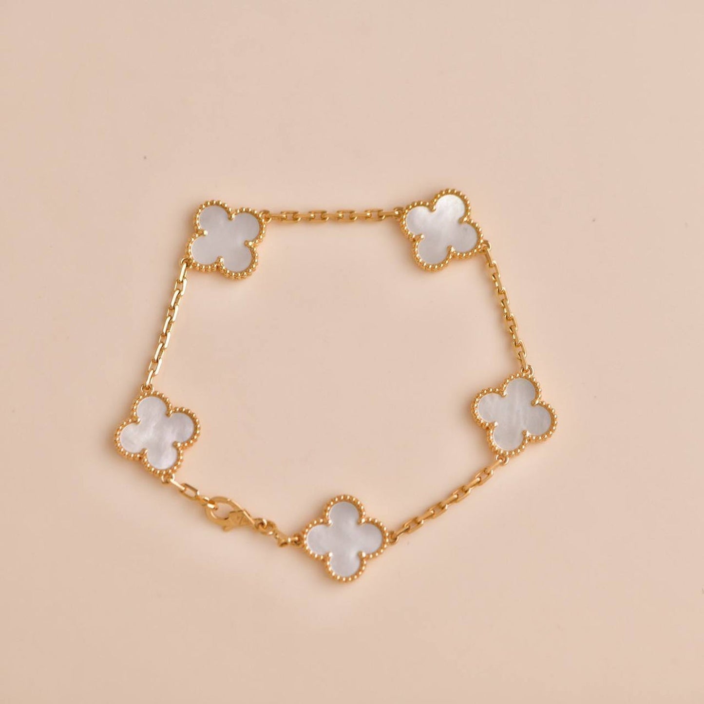 [Lumi Jewels]CLOVER  5 MOTIF WHITE MOP BRACELET