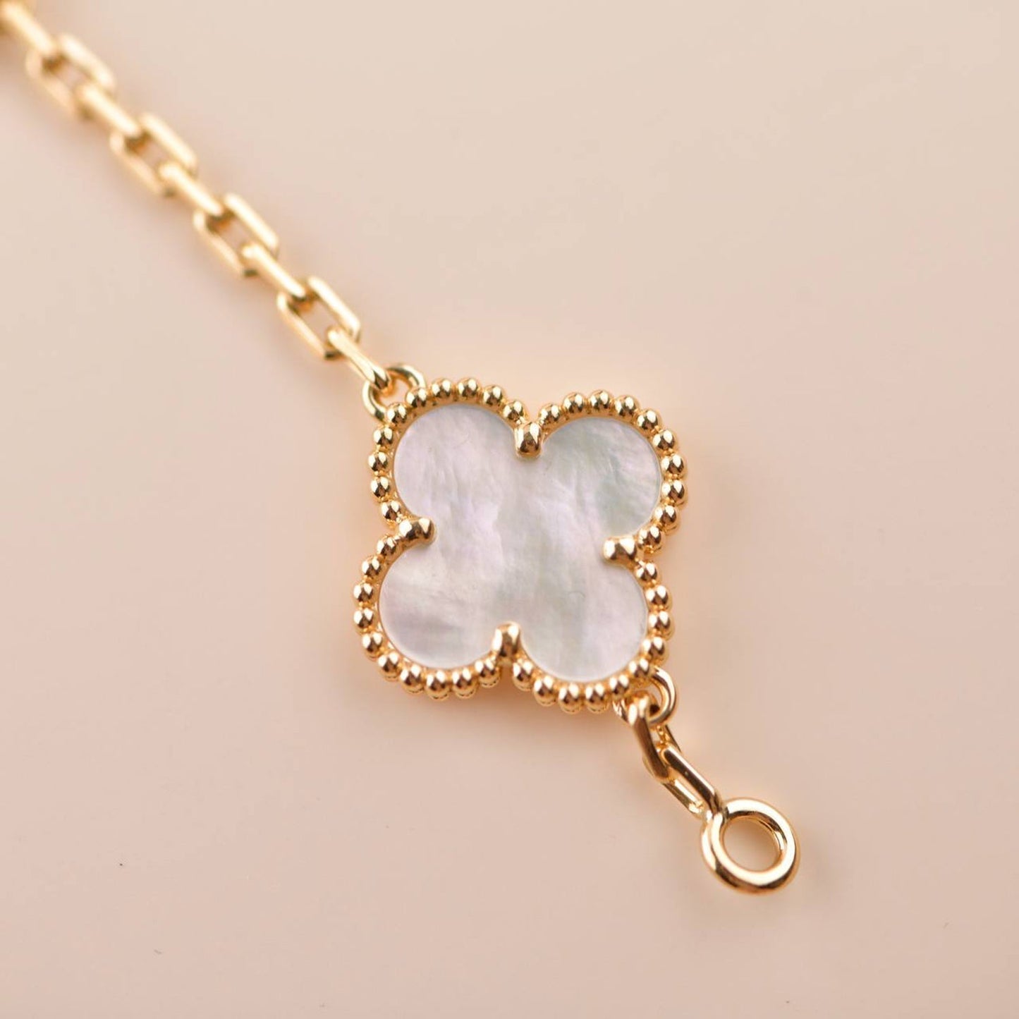 [Lumi Jewels]CLOVER  5 MOTIF WHITE MOP BRACELET