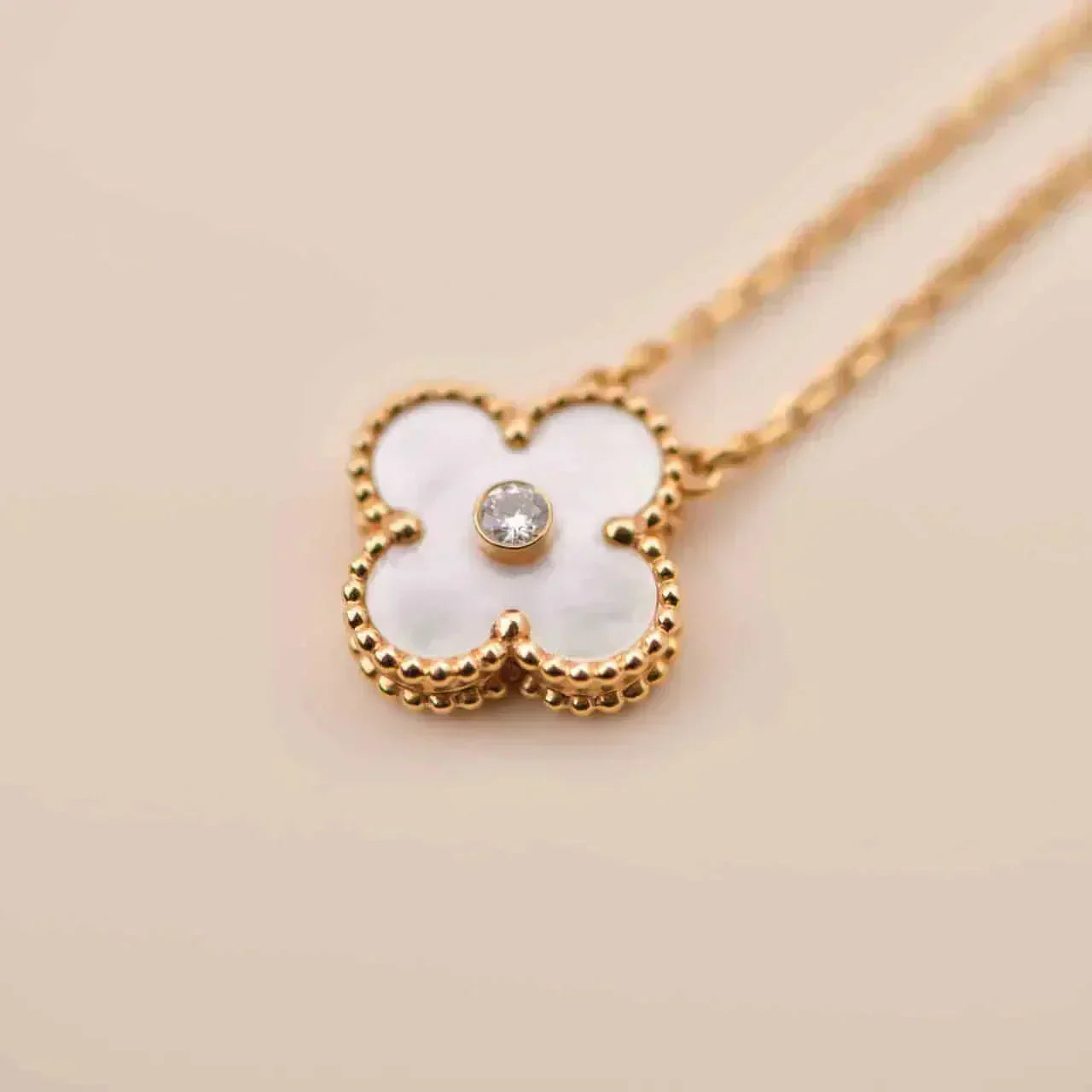 [Lumi Jewels]CLOVER 15MM DIAMOND WHITE FRITILLARIA NECKLACE