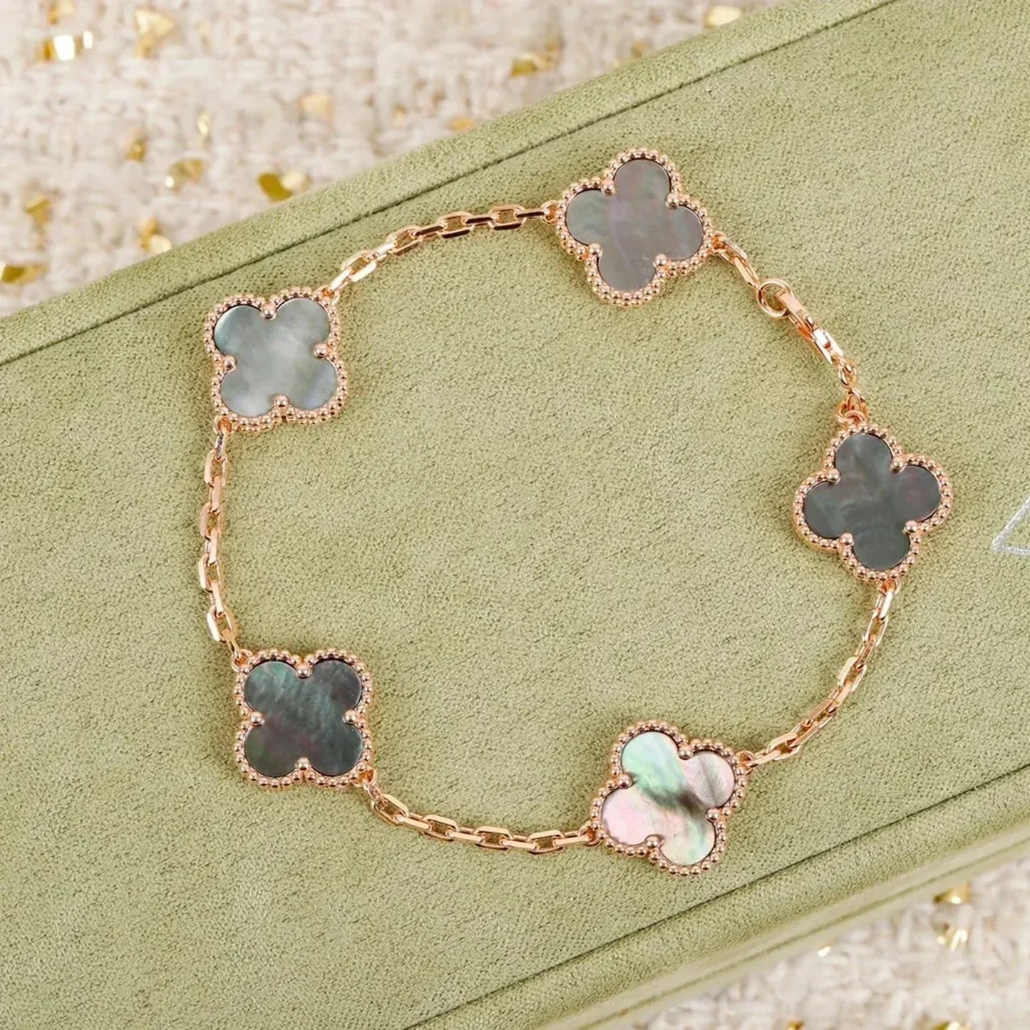 [Lumi Jewels]BRACELET TRÈFLE 5 MOTIFS NACRE GRISE