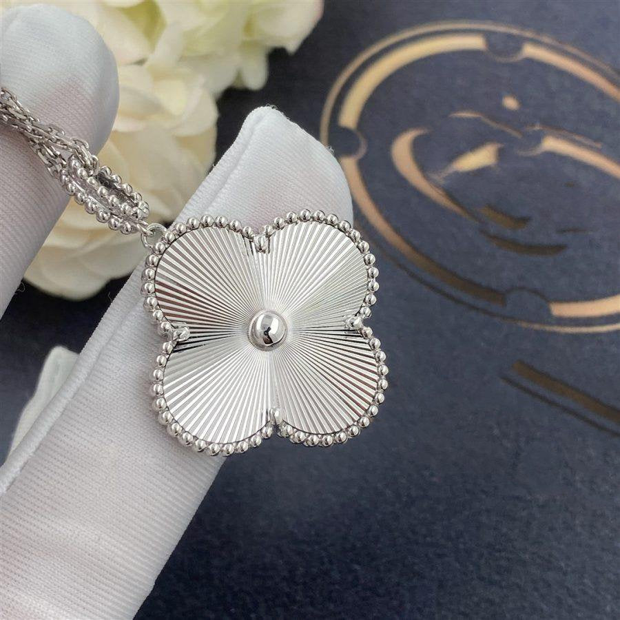 [Lumi Jewels]CLOVER 25MM SILVER BIG CLOVER NECKLACE